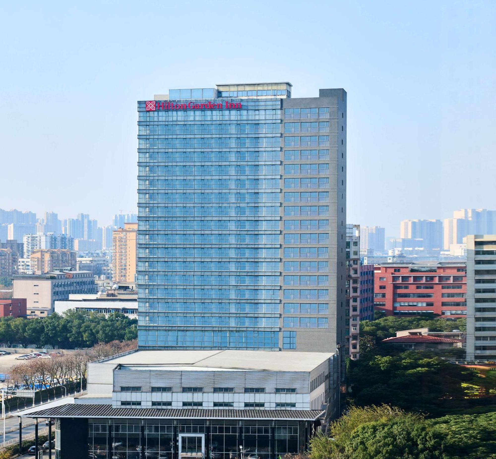 Hilton Garden Inn Wuhan Hankou Exterior foto